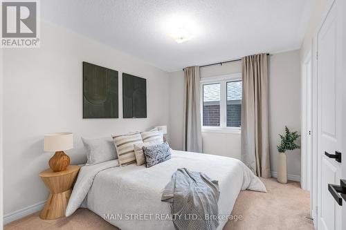 15 Ainslie Hill Crescent, Georgina, ON - Indoor Photo Showing Bedroom