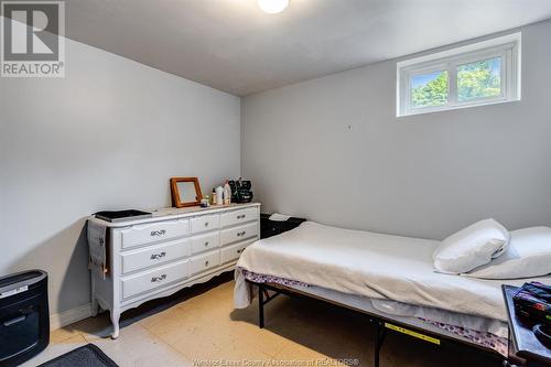 22 Bennie Avenue, Leamington, ON - Indoor Photo Showing Bedroom