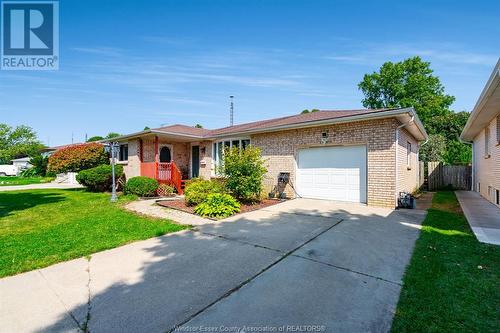 22 Bennie Avenue, Leamington, ON - Outdoor