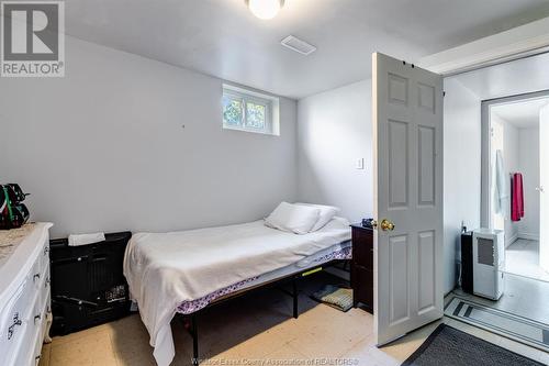 22 Bennie Avenue, Leamington, ON - Indoor Photo Showing Bedroom