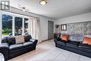 22 Bennie Avenue, Leamington, ON  - Indoor Photo Showing Living Room 