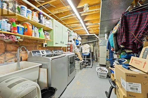 237 East Pike Creek, Lakeshore, ON - Indoor Photo Showing Laundry Room