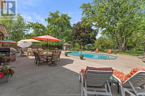 237 East Pike Creek, Lakeshore, ON - Outdoor With In Ground Pool