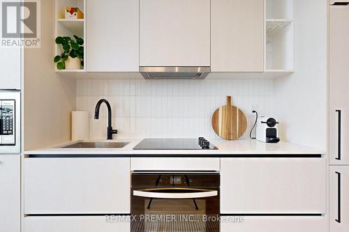 904 - 1285 Dupont Street, Toronto (Dovercourt-Wallace Emerson-Junction), ON - Indoor Photo Showing Kitchen