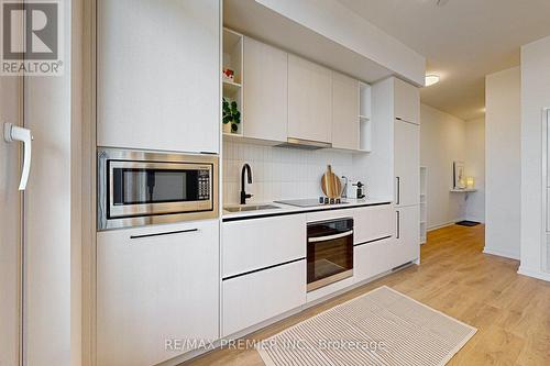 904 - 1285 Dupont Street, Toronto (Dovercourt-Wallace Emerson-Junction), ON - Indoor Photo Showing Kitchen