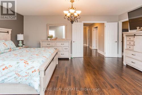 390 Barber Drive, Halton Hills, ON - Indoor Photo Showing Bedroom