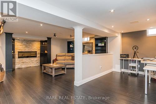 390 Barber Drive, Halton Hills, ON - Indoor