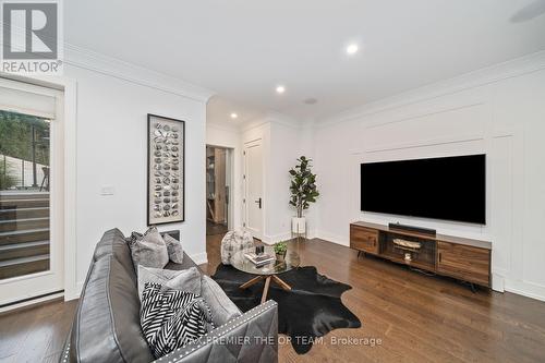 56A Bellman Avenue, Toronto (Alderwood), ON - Indoor Photo Showing Living Room