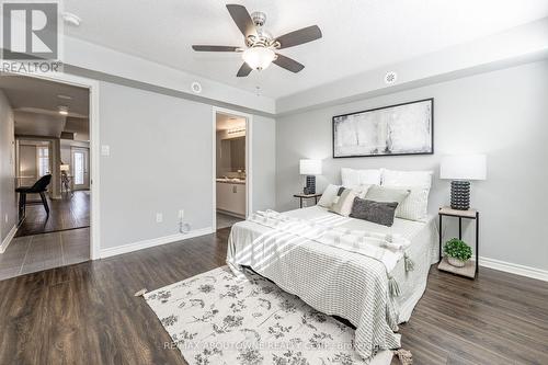 4-01 - 2420 Baronwood Drive, Oakville, ON - Indoor Photo Showing Bedroom