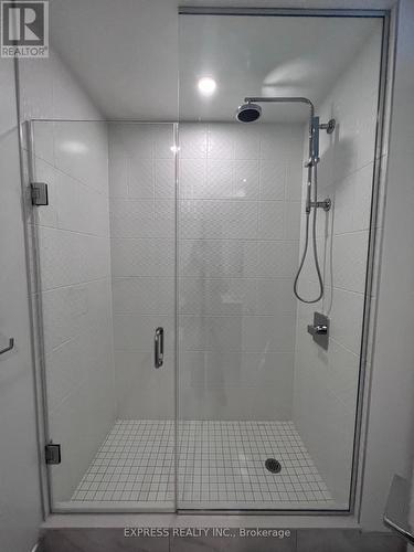 2306 - 70 Annie Craig Drive, Toronto, ON - Indoor Photo Showing Bathroom