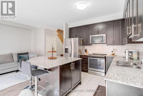 31 Pritchard Road, Brampton (Northwest Brampton), ON - Indoor Photo Showing Kitchen With Double Sink With Upgraded Kitchen