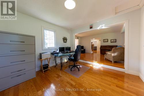 1 Mccort Drive S, Caledon (Caledon Village), ON - Indoor Photo Showing Office