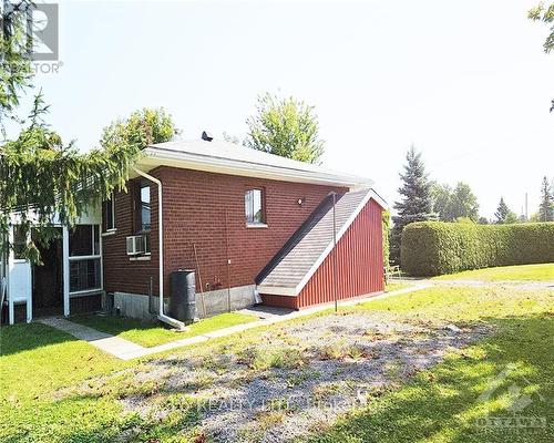 2715 County 43 Road, North Grenville, ON - Outdoor With Exterior