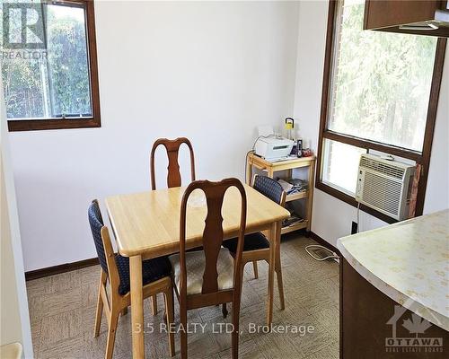 2715 County 43 Road, North Grenville, ON - Indoor Photo Showing Dining Room