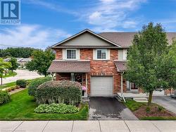 15 GREGG Court Unit# 1  Kitchener, ON N2A 4H7