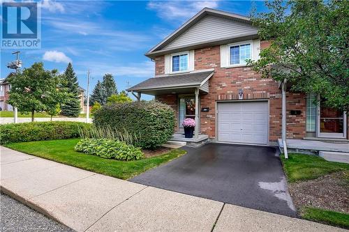 15 Gregg Court Unit# 1, Kitchener, ON - Outdoor With Facade