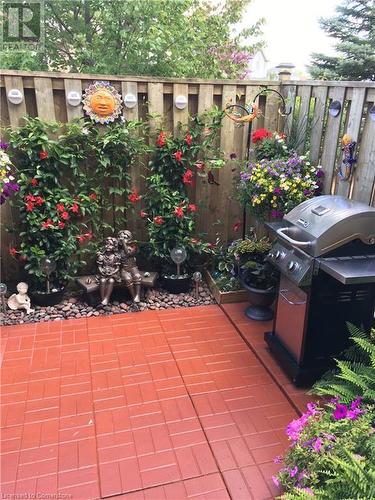 Enjoy your gardening in the summer! - 15 Gregg Court Unit# 1, Kitchener, ON - Outdoor