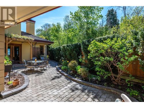 7801 Oak Avenue, Summerland, BC - Outdoor