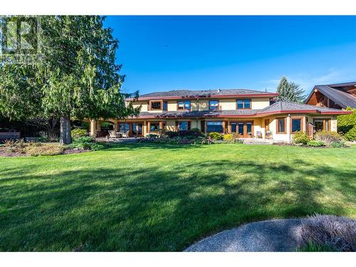 7801 Oak Avenue, Summerland, BC - Outdoor