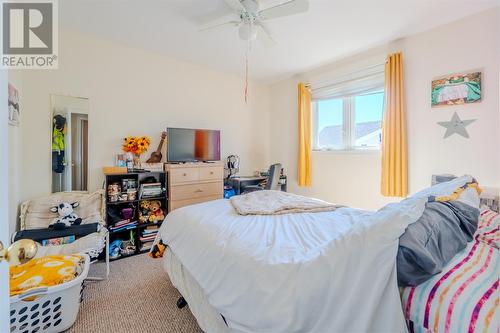 35 Trails End Drive, Paradise, NL - Indoor Photo Showing Bedroom