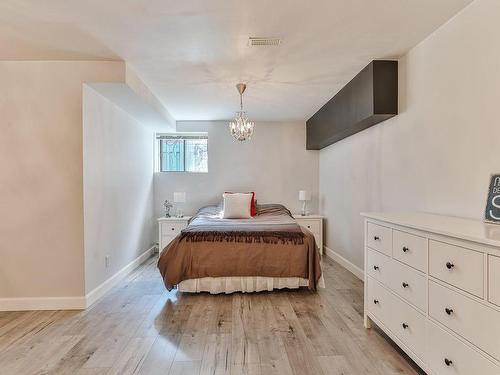 Chambre Ã Â coucher - 9211 Av. Émile-Legault, Montréal (Anjou), QC - Indoor Photo Showing Bedroom