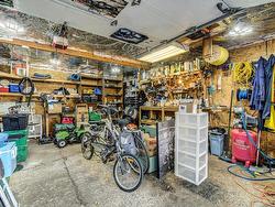 Garage - 