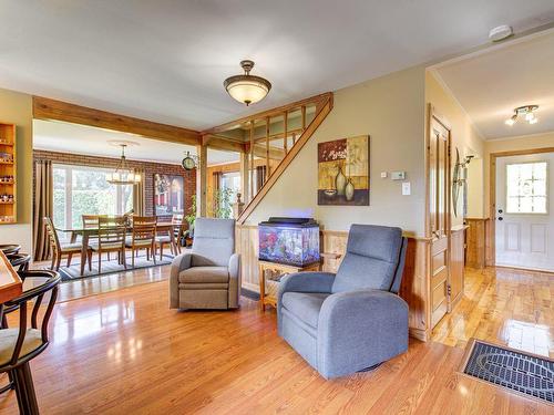 Vue d'ensemble - 5877 Route Marie-Victorin, Contrecoeur, QC - Indoor Photo Showing Living Room