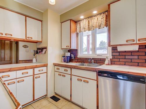 Cuisine - 5877 Route Marie-Victorin, Contrecoeur, QC - Indoor Photo Showing Kitchen