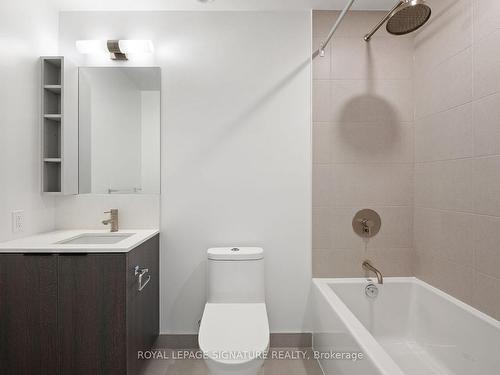 4607-55 Mercer Street, Toronto, ON - Indoor Photo Showing Bathroom