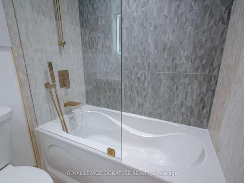 1405-65 Huntingdale Blvd, Toronto, ON - Indoor Photo Showing Bathroom