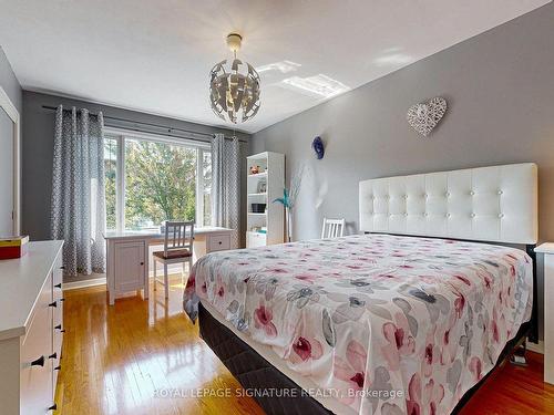 454 Glen Park Ave, Toronto, ON - Indoor Photo Showing Bedroom