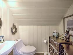 Powder room - 