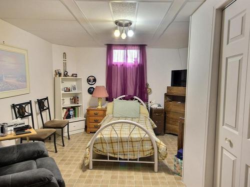 Chambre Ã Â coucher - 972 Av. Gilles-Ricard, Rouyn-Noranda, QC - Indoor Photo Showing Bedroom