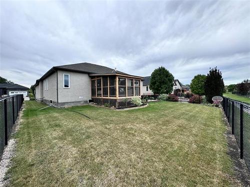 61 Stone Ridge Dr, Stonewall, MB 