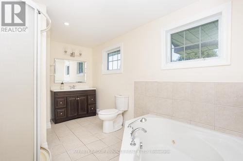 192 Kennedy Bay Road, Kawartha Lakes (Dunsford), ON - Indoor Photo Showing Bathroom