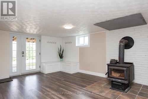 192 Kennedy Bay Road, Kawartha Lakes (Dunsford), ON - Indoor With Fireplace