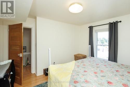 845 Sherburne Street, Peterborough (Otonabee), ON - Indoor Photo Showing Bedroom