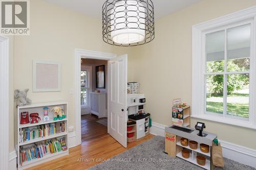 18 Elgin Street, Kawartha Lakes (Lindsay), ON - Indoor Photo Showing Other Room