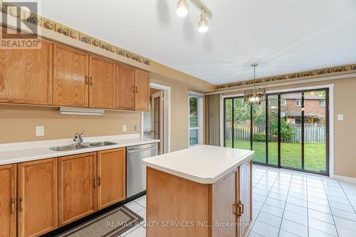 11752 Sheppard Avenue E, Toronto (Rouge), ON - Indoor Photo Showing Kitchen With Double Sink