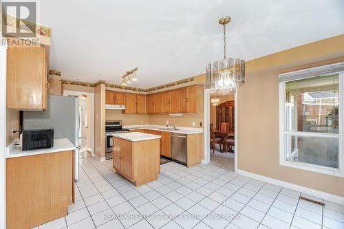 11752 Sheppard Avenue E, Toronto, ON - Indoor Photo Showing Kitchen