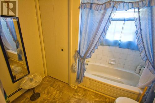 135 Westridge Crescent, Charlottetown, PE - Indoor Photo Showing Bathroom