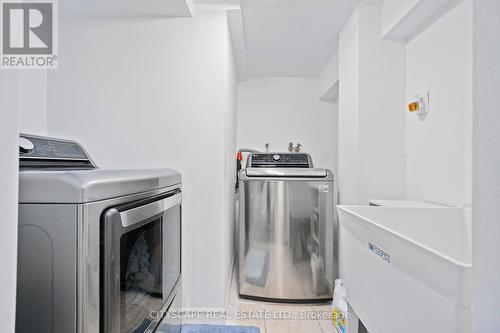 39 Bentworth Avenue, Toronto, ON - Indoor Photo Showing Laundry Room