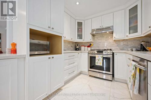 39 Bentworth Avenue, Toronto (Yorkdale-Glen Park), ON - Indoor Photo Showing Kitchen With Stainless Steel Kitchen