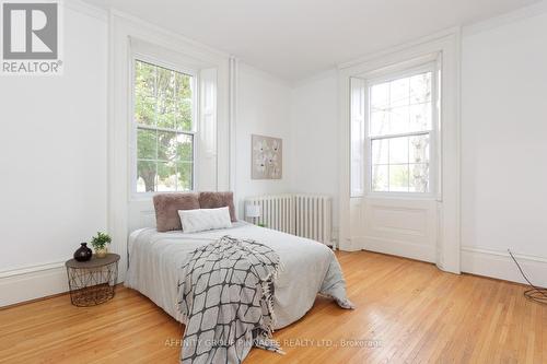 12 Russell Street E, Kawartha Lakes (Lindsay), ON - Indoor Photo Showing Bedroom