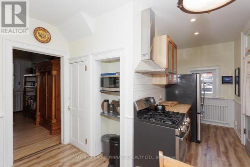 12 Russell Street E, Kawartha Lakes (Lindsay), ON - Indoor Photo Showing Kitchen