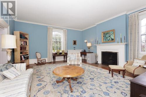 12 Russell Street E, Kawartha Lakes (Lindsay), ON - Indoor Photo Showing Living Room With Fireplace