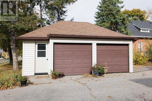 12 Russell Street E, Kawartha Lakes (Lindsay), ON - Outdoor