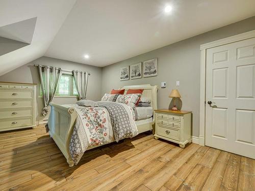 Chambre Ã Â coucher - 2155 Rue Des Perdreaux, Sainte-Adèle, QC - Indoor Photo Showing Bedroom