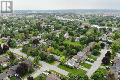 1 Lindway Place, Kawartha Lakes (Lindsay), ON - Outdoor With View