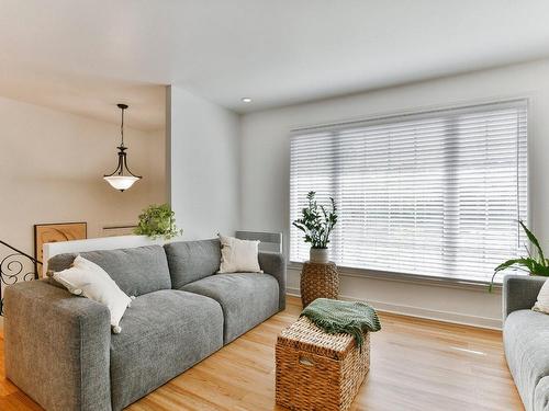 Salon - 287 Rue Frigon, Repentigny (Le Gardeur), QC - Indoor Photo Showing Living Room